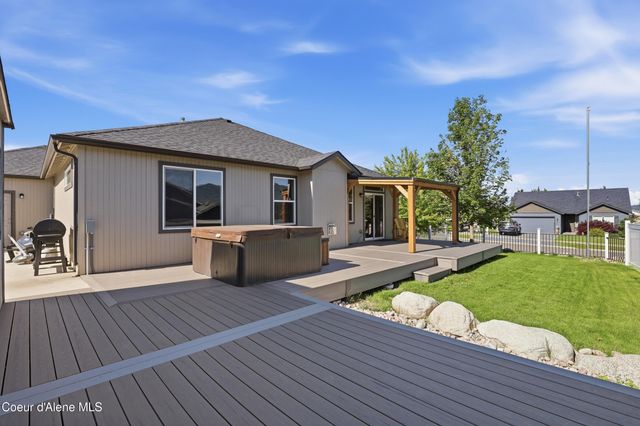6319 W Harmony ST, Rathdrum, ID 83858