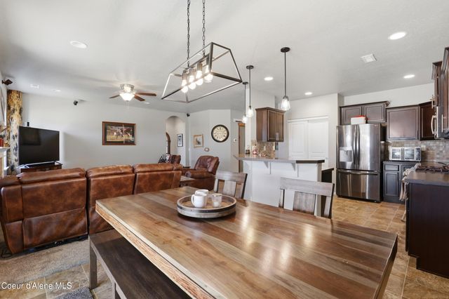 6319 W Harmony ST, Rathdrum, ID 83858