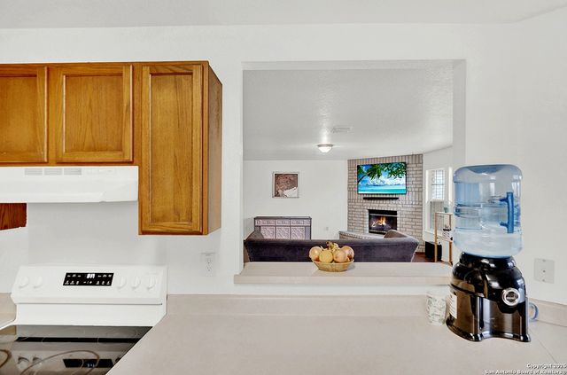 128 Springtree Grove, Cibolo, TX 78108