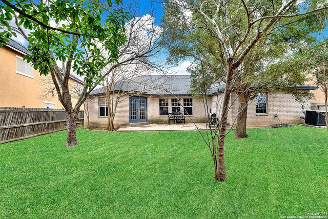 128 Springtree Grove, Cibolo, TX 78108