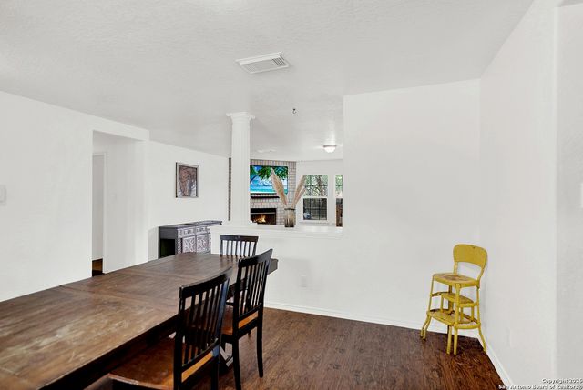 128 Springtree Grove, Cibolo, TX 78108