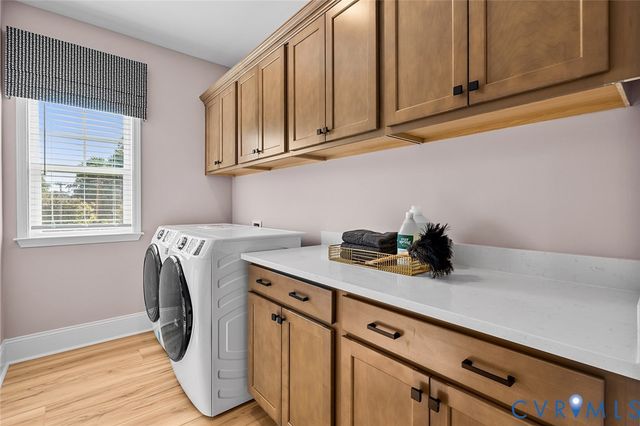 6807 Cove Creek Ter, Moseley, VA 23120
