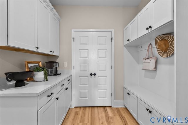 6807 Cove Creek Ter, Moseley, VA 23120