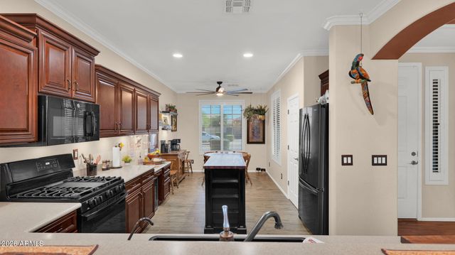 6988 S WILSON Drive, Chandler, AZ 85249