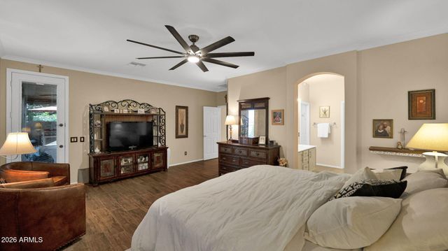 6988 S WILSON Drive, Chandler, AZ 85249