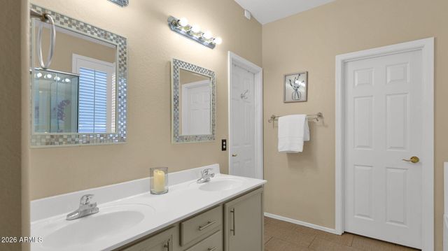 6988 S WILSON Drive, Chandler, AZ 85249