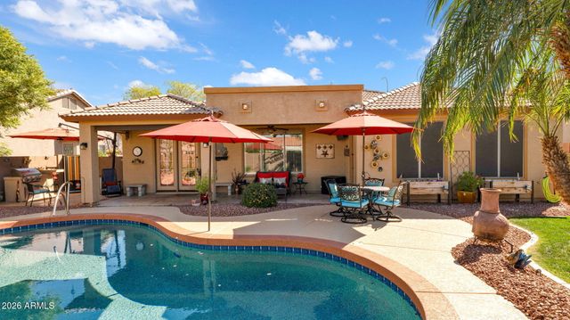 6988 S WILSON Drive, Chandler, AZ 85249
