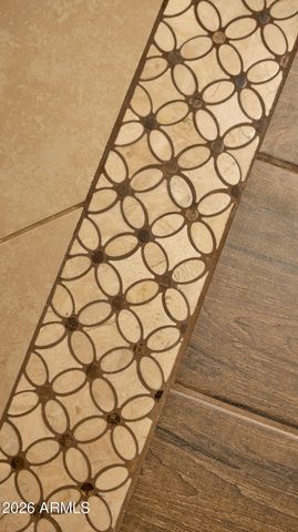 6988 S WILSON Drive, Chandler, AZ 85249