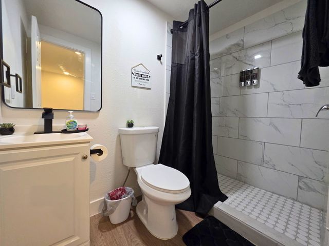 6044 Prothrow Street, Fort Worth, TX 76112