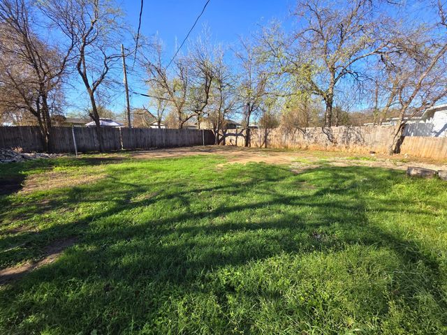 6044 Prothrow Street, Fort Worth, TX 76112