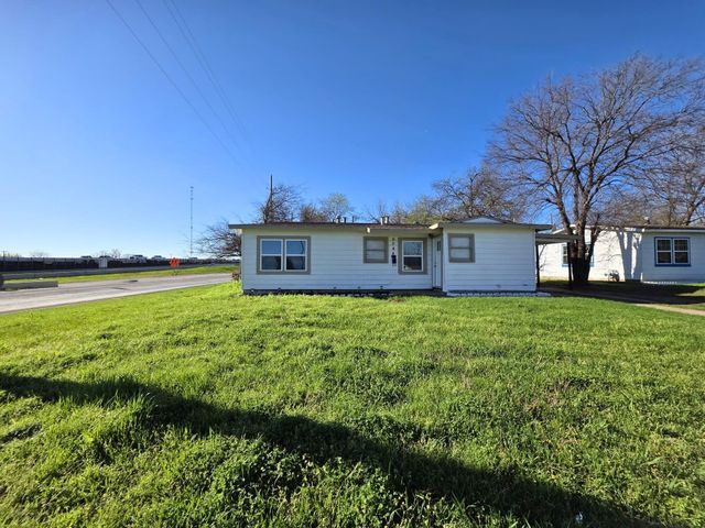 6044 Prothrow Street, Fort Worth, TX 76112