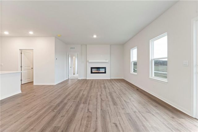 17812 Green Road, Gardner, KS 66030