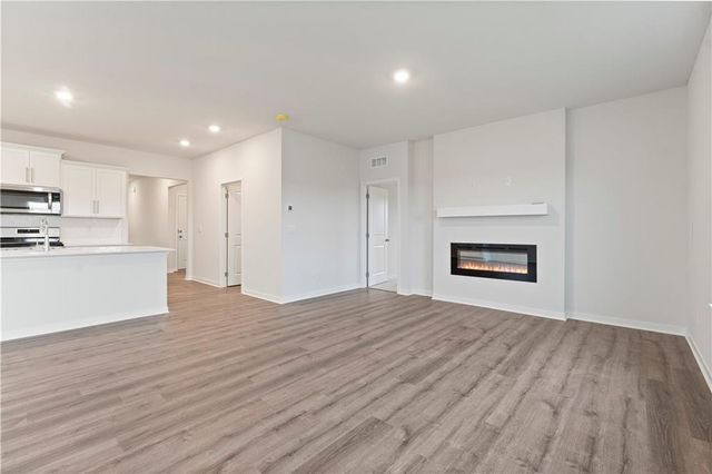 17812 Green Road, Gardner, KS 66030