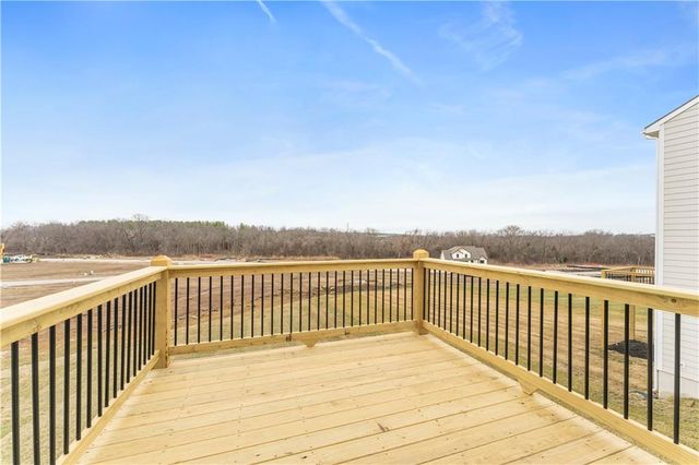 17812 Green Road, Gardner, KS 66030