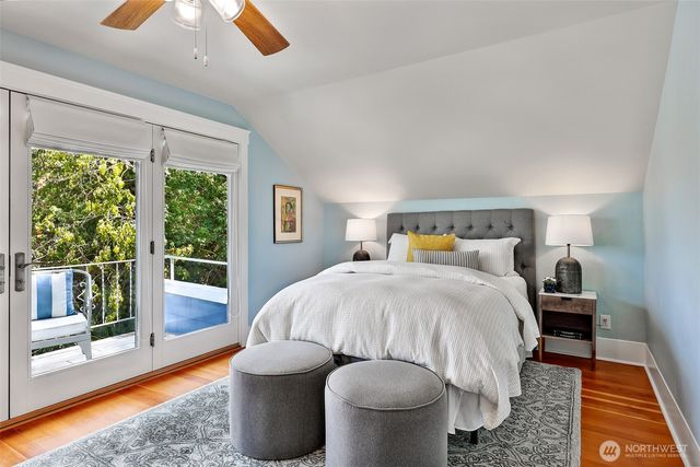 1516 34th Avenue, Seattle, WA 98122