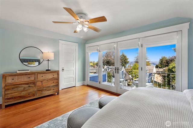 1516 34th Avenue, Seattle, WA 98122