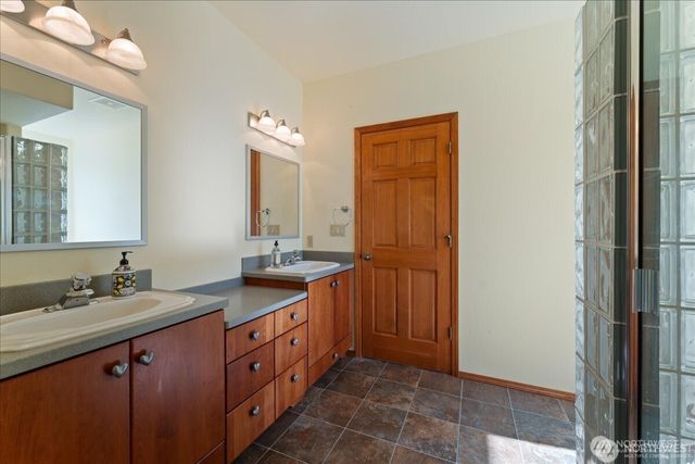 129 Chelan View Drive, Manson, WA 98831