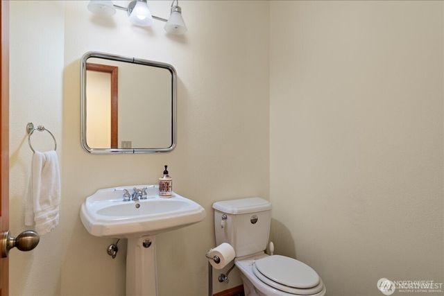 129 Chelan View Drive, Manson, WA 98831