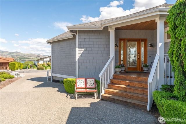 129 Chelan View Drive, Manson, WA 98831