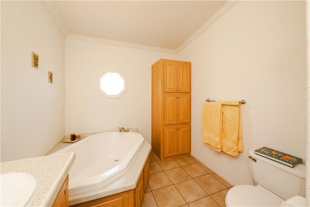 3190 E Pepper Tree Road, Kingman, AZ 86409