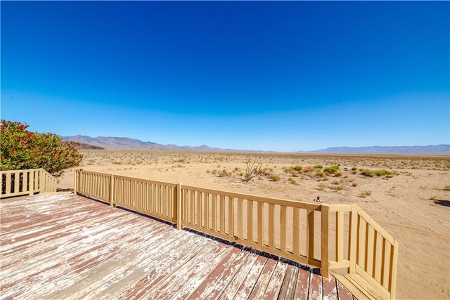 3190 E Pepper Tree Road, Kingman, AZ 86409