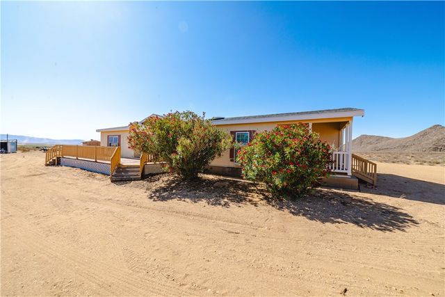 3190 E Pepper Tree Road, Kingman, AZ 86409