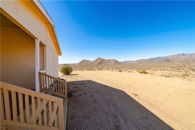 3190 E Pepper Tree Road, Kingman, AZ 86409