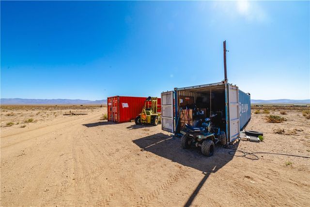 3190 E Pepper Tree Road, Kingman, AZ 86409