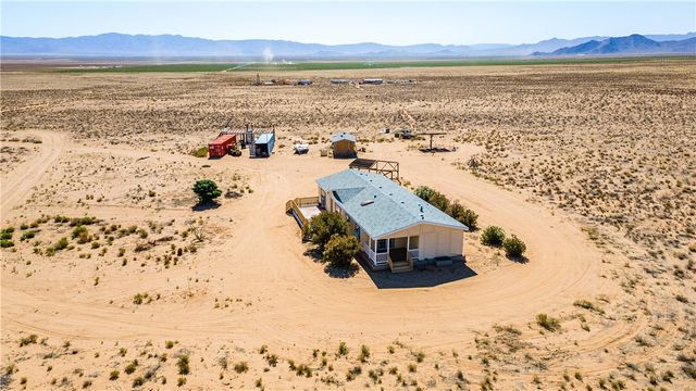 3190 E Pepper Tree Road, Kingman, AZ 86409