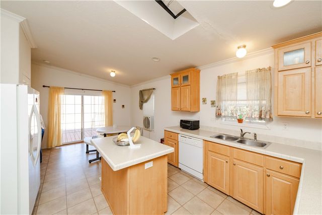 3190 E Pepper Tree Road, Kingman, AZ 86409