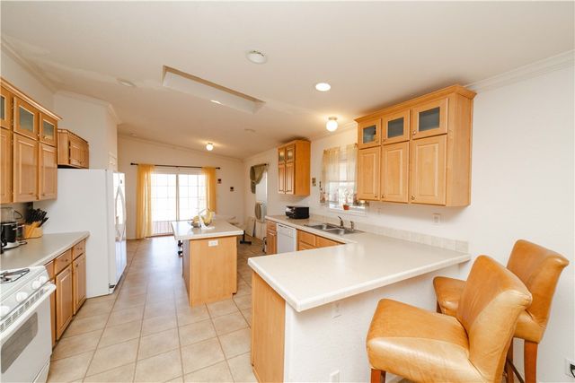 3190 E Pepper Tree Road, Kingman, AZ 86409