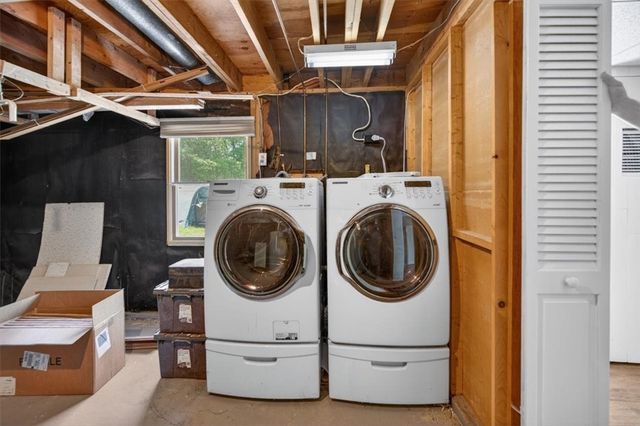 4 N Candy Court, Smithfield, RI 02917