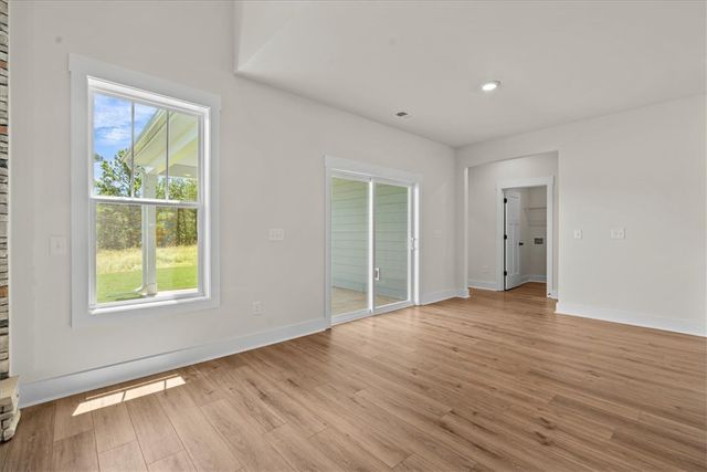 213 Summerall Lane, Seneca, SC 29678