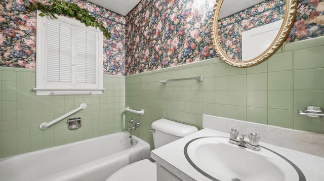 1281 W Fairfax Drive, Chattanooga, TN 37415