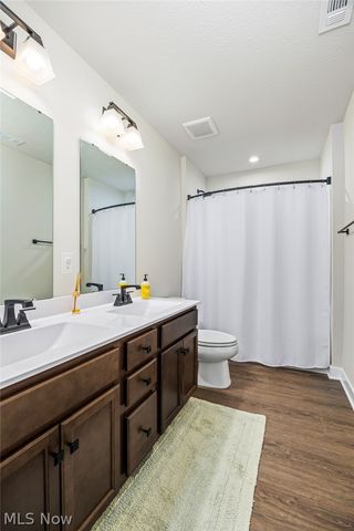 5783 Paula Court, Medina, OH 44256