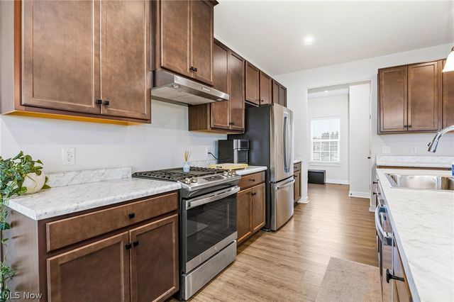 5783 Paula Court, Medina, OH 44256