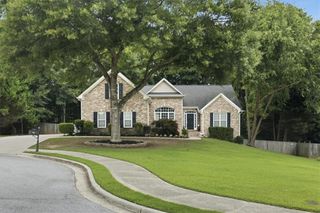 2620 Snowcrest Place, Bethlehem, GA 30620