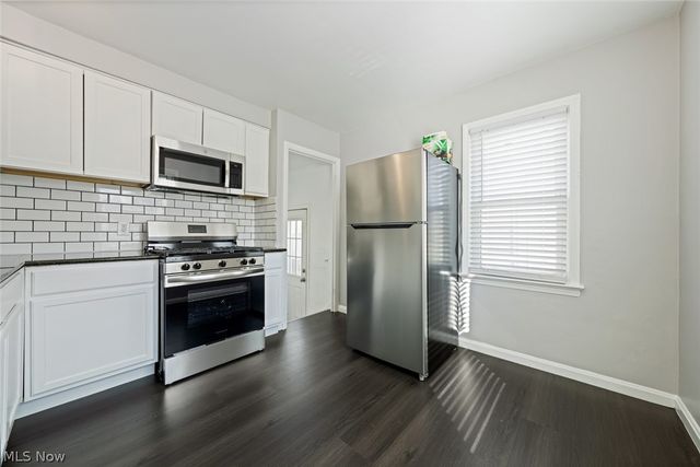 1206 Lander Road, Mayfield Heights, OH 44124