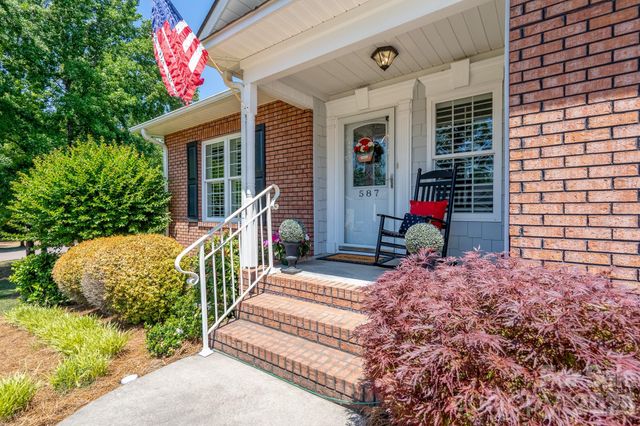587 Marigold Drive, Kannapolis, NC 28083