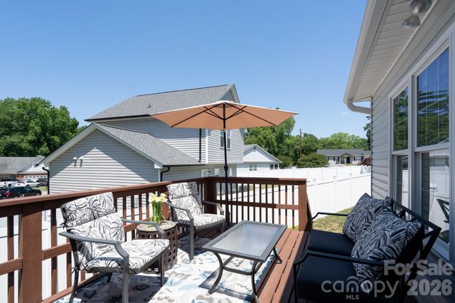 587 Marigold Drive, Kannapolis, NC 28083