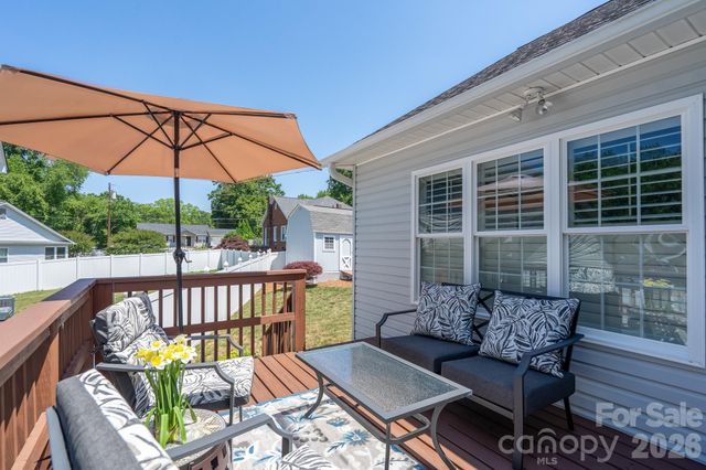 587 Marigold Drive, Kannapolis, NC 28083