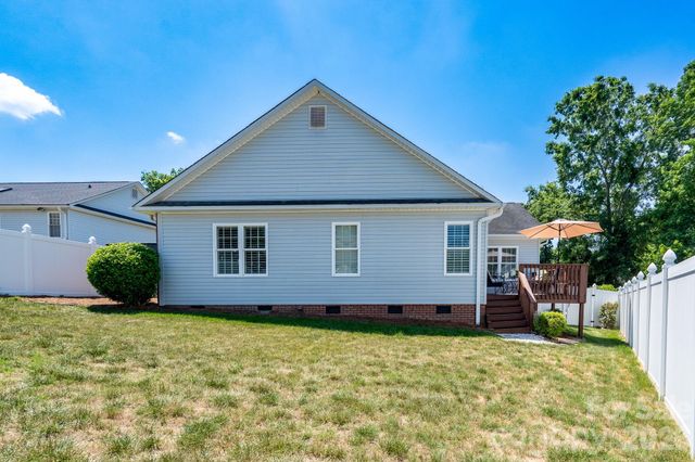 587 Marigold Drive, Kannapolis, NC 28083