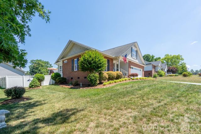 587 Marigold Drive, Kannapolis, NC 28083