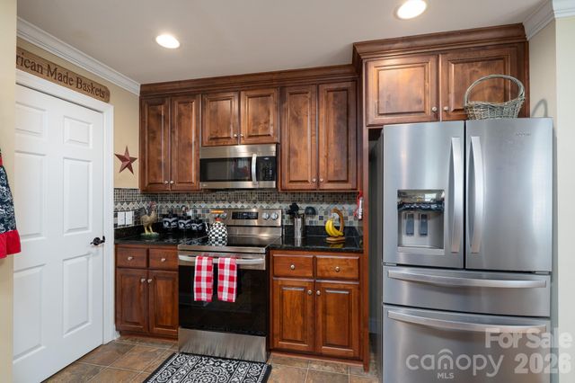 587 Marigold Drive, Kannapolis, NC 28083