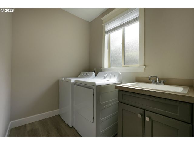 1120 LILAC St, Forest Grove, OR 97116