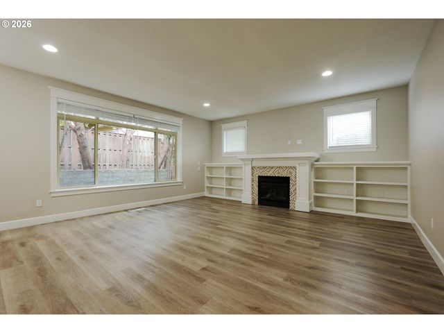 1120 LILAC St, Forest Grove, OR 97116