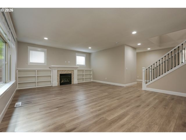 1120 LILAC St, Forest Grove, OR 97116
