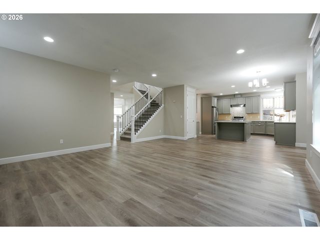 1120 LILAC St, Forest Grove, OR 97116