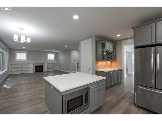 1120 LILAC St, Forest Grove, OR 97116