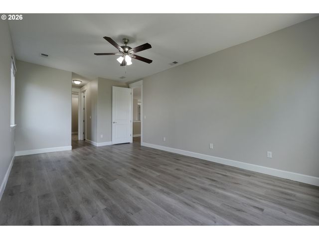 1120 LILAC St, Forest Grove, OR 97116